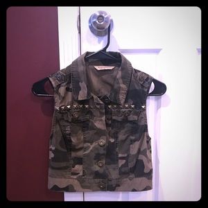 Camouflage Studded Vest